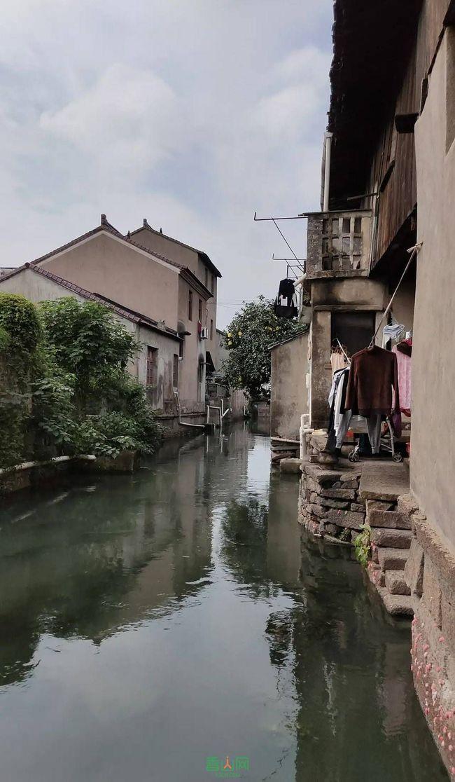 消除彩色点